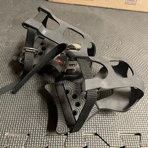 Peloton cages for pedals